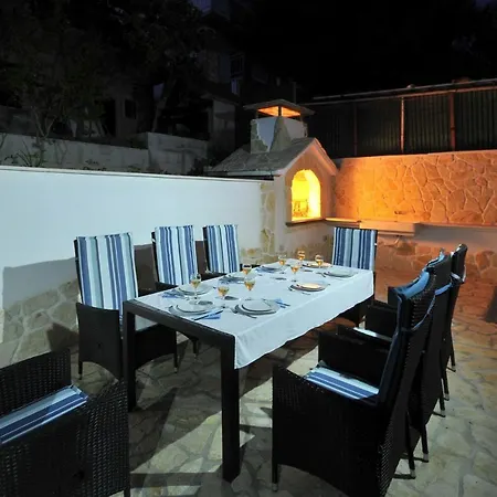 Marina Villa *