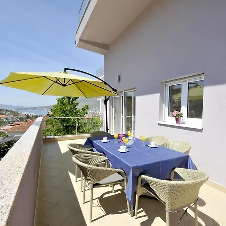 Marina Villa *